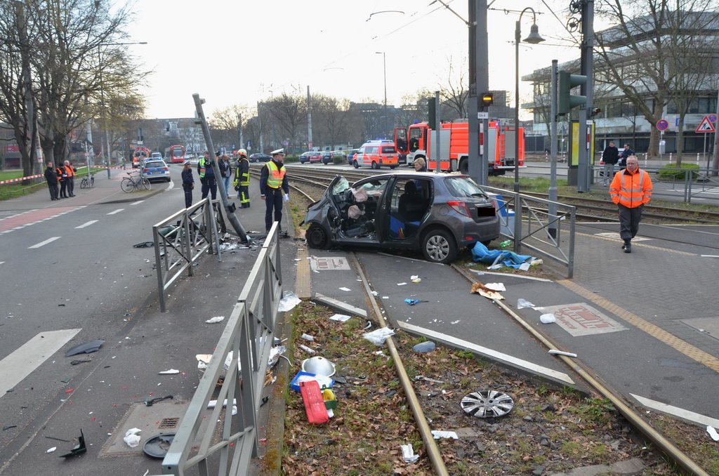 VU Koeln Lindenthal Zuelpischerstr Universitaetstr P088.JPG - Miklos Laubert